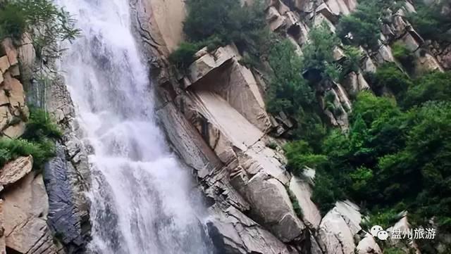 《完美伴侣》吴敏住豪宅无需赚钱养家，她为何还要选择离婚？游戏画面